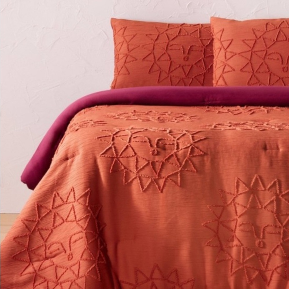 Target Orange Sun Motif Quilt Set